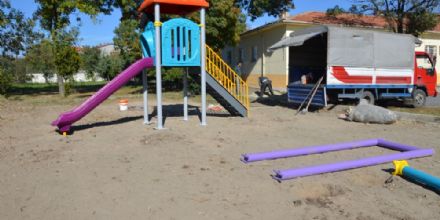 Ergene Belediyesi ocuk Oyun Gruplarn Okullara Kurmaya Balad