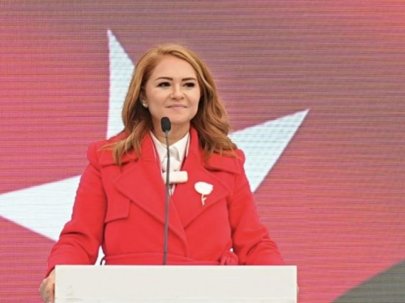 15 TEMMUZ, M�LLET�M�Z�N �RADES�NE SAH�P �IKTI�I DESTANDIR!