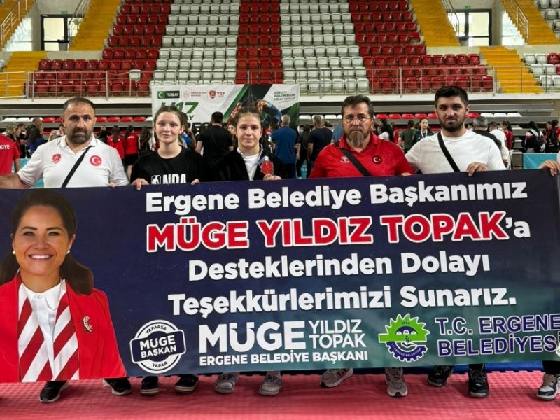 GEN�LER�M�Z�N BA�ARISI B�Z�M EN B�Y�K MUTLULU�UMUZ!