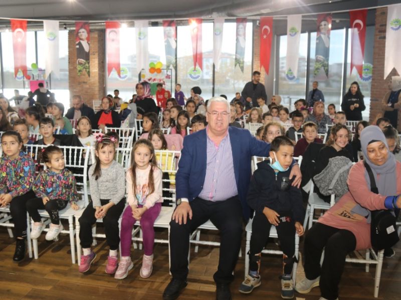 Ergene Belediyesi Çocuk Hakları Günü Şenliği Düzenledi