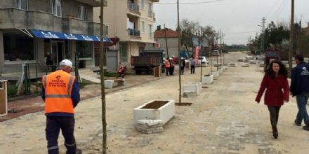 Vakflar Mahallesinde almalar Devam Ediyor