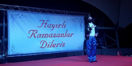 Ergeneliler  Sevgi Sofralarnda Buluuyor