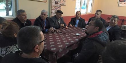 Bakan Yksel Mahalle Ziyaretlerine Devam Ediyor