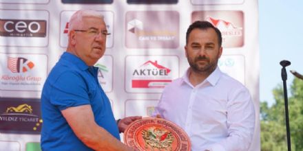 Karde� �ehrimiz Radovi��e �ocuk park� kazand�r�yoruz