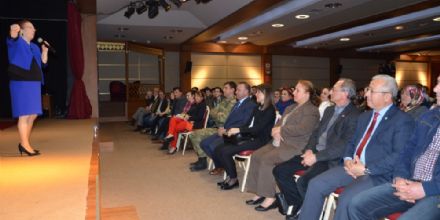 Anmaktan Anlamaya Doru Atatrk Konferansna Youn lgi