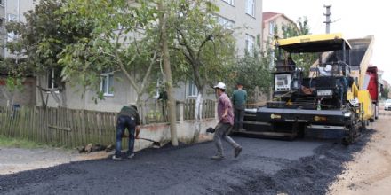 bni Sina Caddesi Asfaltlanyor