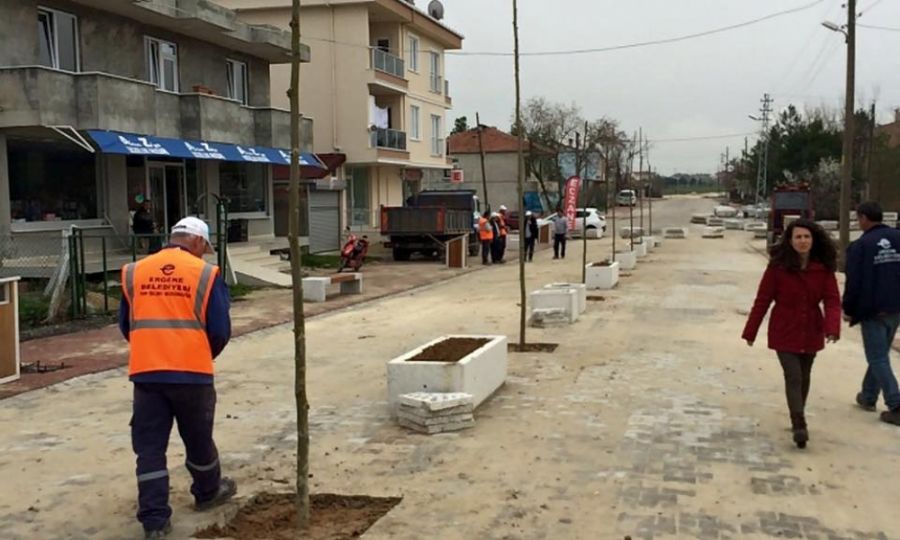 Vakflar Mahallesinde almalar Devam Ediyor