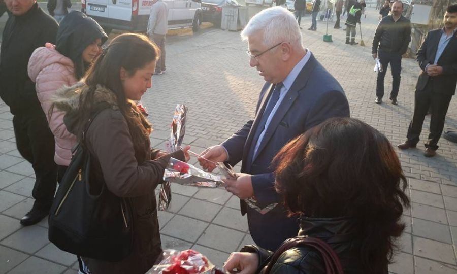 Bakan Yksel Bu Ylda Gelenei Bozmad