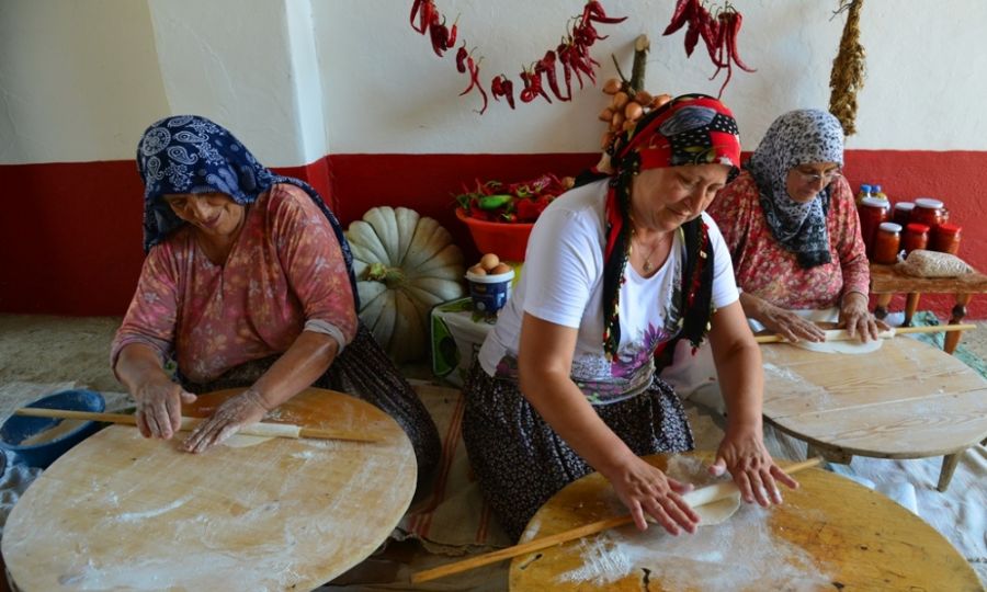 Tekirda Bykehir Belediyesinden Kadn iftiler Gn Etkinlii