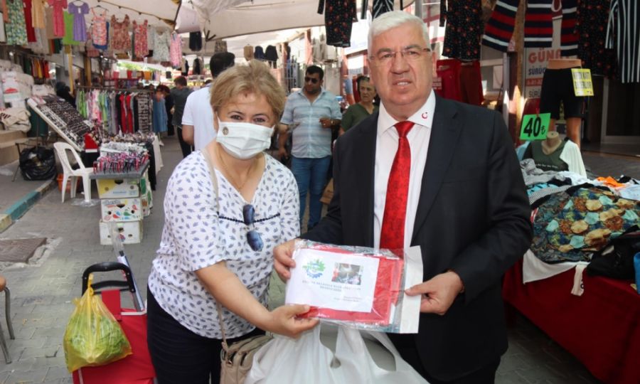 Ba�kan Y�ksel esnaf ve vatanda�lar� dinledi