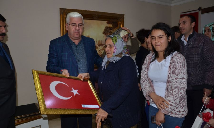 Bakan Ykselden ehit ve Gazi Ailelerine Kahvalt