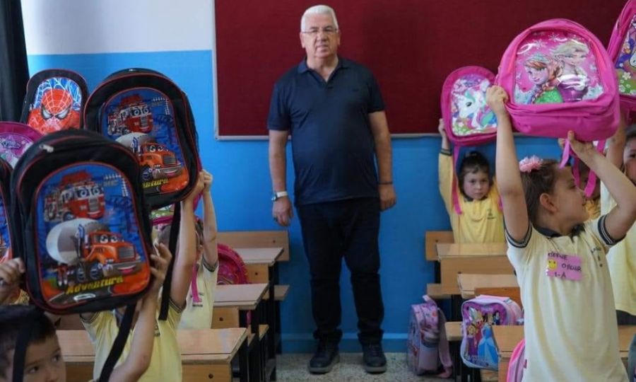 rencilere anta ve krtasiye malzemesi destei