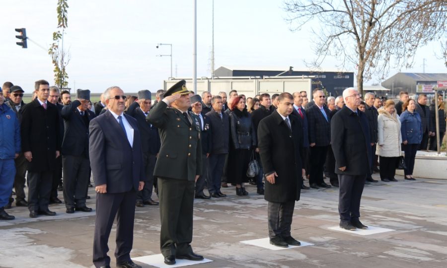 24 Kasm retmenler Gn Ergenede Kutland