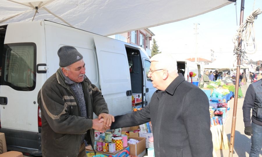 Bakan Yksel, Pazarc Esnafn Ziyaret Etti
