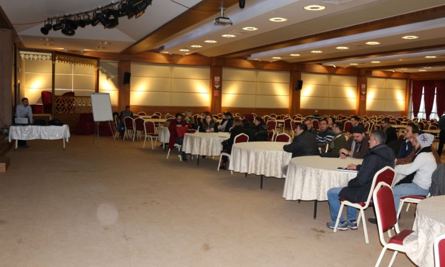 Ergenede Uygulamal Giriimcilik Eitimi Balad