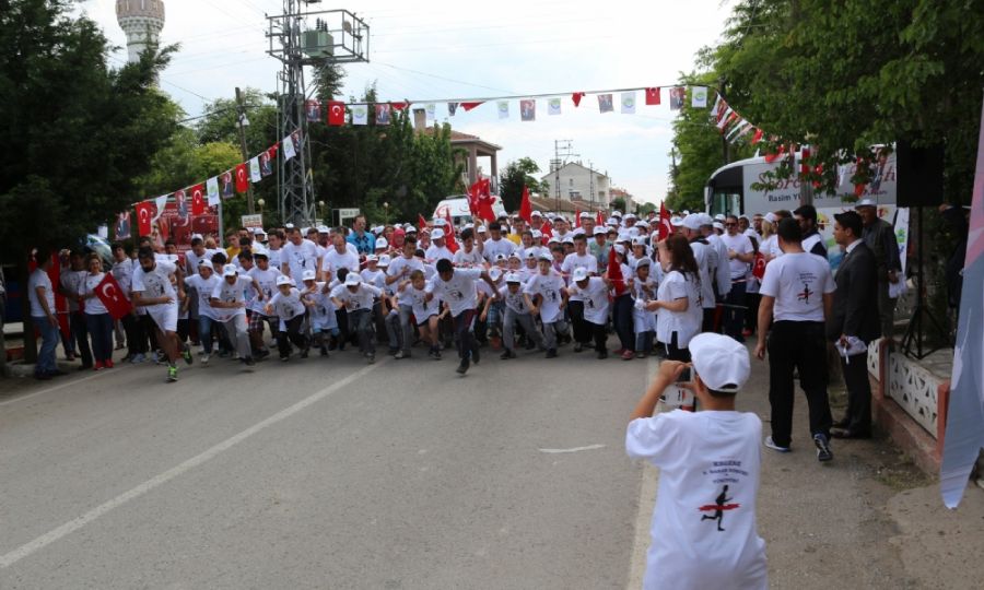 2.Bahar Kousu ve Yry  Heyecan Ergene´de Yaand