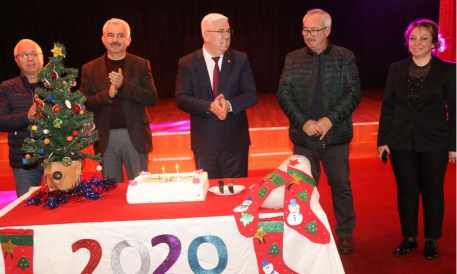 Bakan Yksel Ergene Belediyesi Personelinin Yeni Yln Kutlad