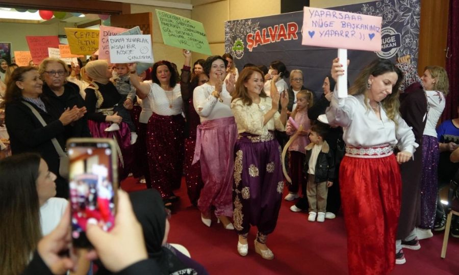 ERGENE’DE BİNLERCE KADIN ŞALVAR GECESİNDE BULUŞTU!