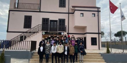 renciler Ergene Atatrk Evi ve Mzesini ziyaret ediyor
