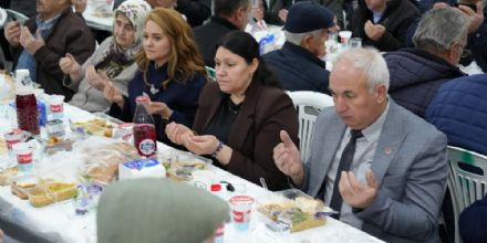 BAKIRCA MAHALLEM�ZDE RAMAZAN CO�KUSU G�N�L SOFRASINDA YA�ANDI!