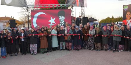 S�ZLER�M�Z� TUTMANIN ONUR VE GURURUNU YA�IYORUZ.