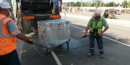 Ergenede p Konteynerleri Temizleniyor