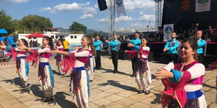 Belediyemizin Halk Oyunlar Topluluu Makedonyada lkemizi Temsil Etti
