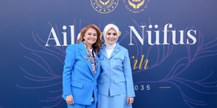 BA�KANIMIZ SAYIN M�GE YILDIZ TOPAK �A�LE VE N�FUS 10 YILI� TANITIM PROGRAMINA KATILDI