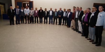 Bakan Yksel Camiler ve Din Grevlileri Haftas Konferansna katld