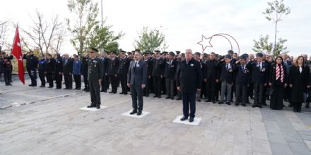 Ulu nder Mustafa Kemal Atatrk Ergenede Anld