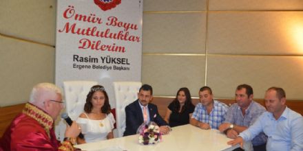 Bakan Yksel Gazeteci Ergnn Nikahn Kyd