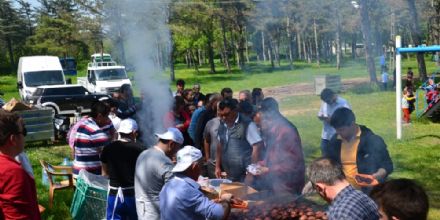 Belediye Personeli, 1 Mays Piknikte Kutlad