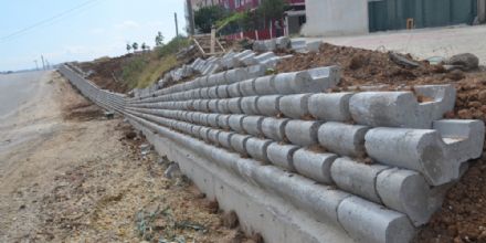 Ege Caddesinde �ev Ta�� Uygulamas� H�zla Devam Ediyor