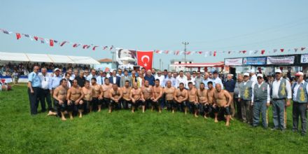 2. Geleneksel Kzlckl Mahmut Pehlivan Yal Greleri Yapld
