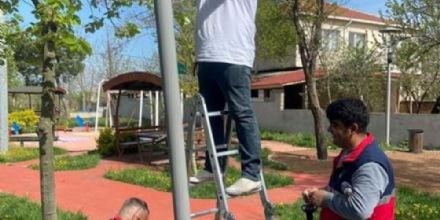 Ergene Belediyesi Parklarn Aydnlatmalarn Bakma Ald