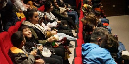 Ergenede ocuklar Ara Tatilde Sinema Keyfi Yaadlar