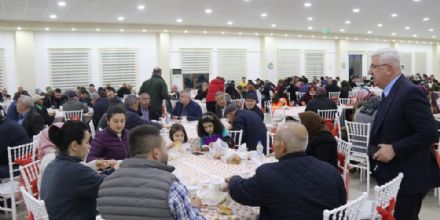 Ergenede Vatandalar Ergene Belediyesi Sevgi Sofralarnda Buluuyor