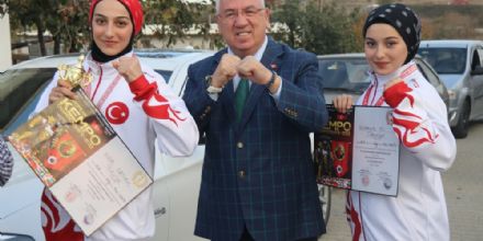 ampiyonlarn Konvoyuna Bakan Ykselde Elik Etti