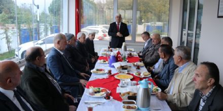 Bakan Yksel Eski Dnem Muhtarlarn Unutmad