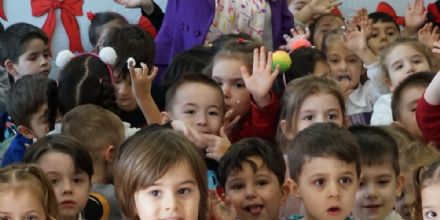 �OCUKLARIMIZIN SA�LI�I, GELECE��M�Z�N EN B�Y�K G�VENCES�D�R!