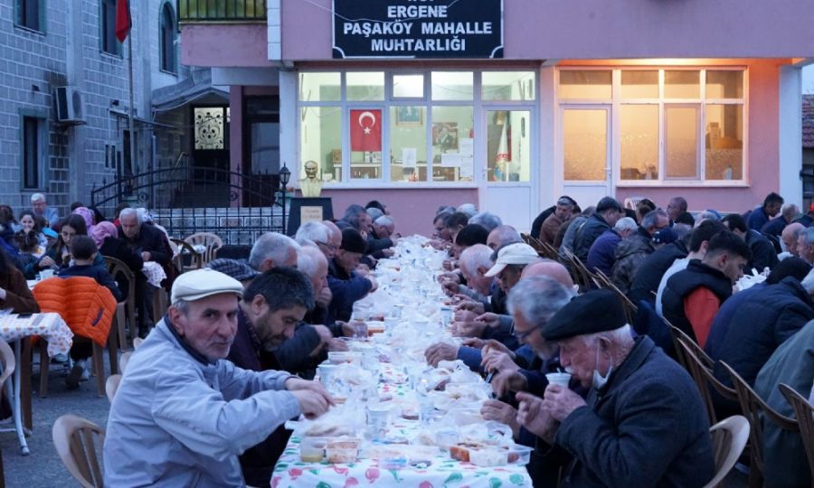 Ergene Belediyesi Sevgi sofraları geleneğine devam ediyor