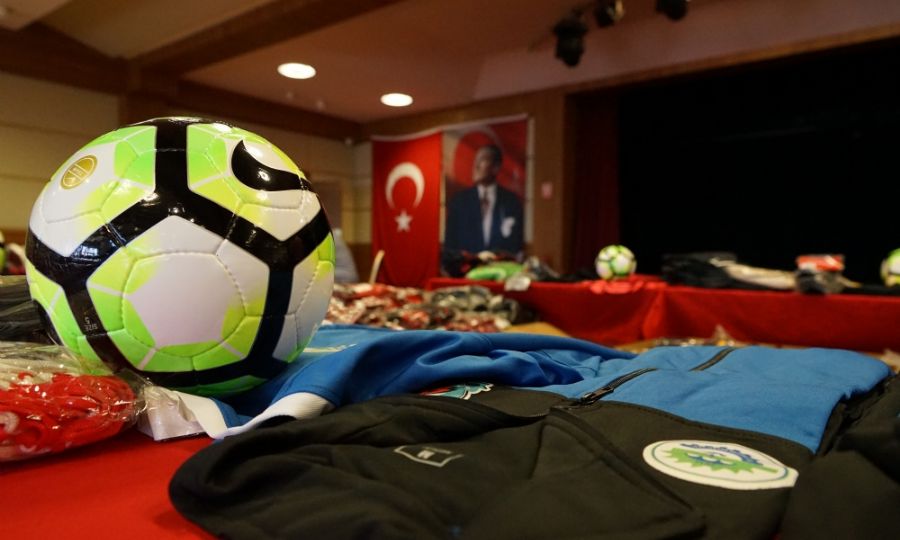 Ergene Belediyesinden Amatr Spor Kulplerine 330 bin TLlik Maddi Destek