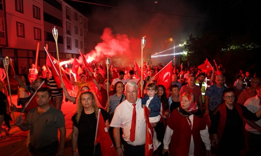 Ergenede Zafer Cokusu Ara Korteji ve Fener Alay le Zirveye kt