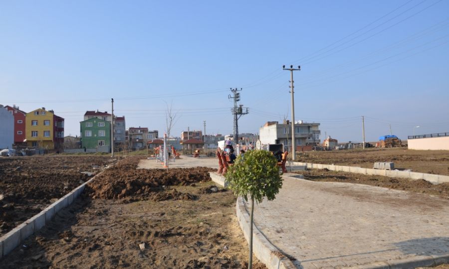 Çocuk Parkı Alanında Ağaçlandırma Çalışmaları Başladı
