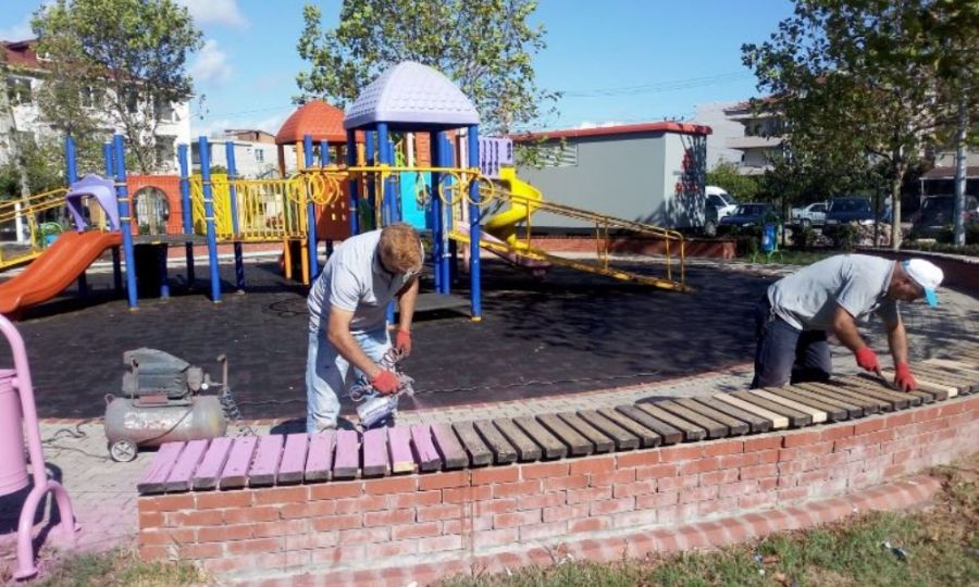 Ergenede Parklara Bakm ve Onarm Yaplmaya Devam Ediliyor