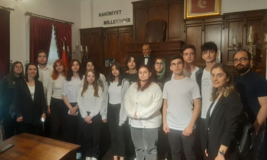 Ergene Belediyesi Atat�rk Evi ve M�zesi ��rencilerin Ak�n�na U�ruyor