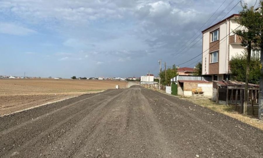 Ergene Belediyesi Beton Yol ncesi Malzeme Serimi almasnda Bulundu