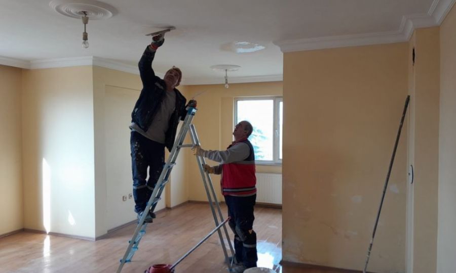 Ergene Belediyesi Afetzede Ailelere Tahsis Edilen Evlerin Bakmn Yapyor