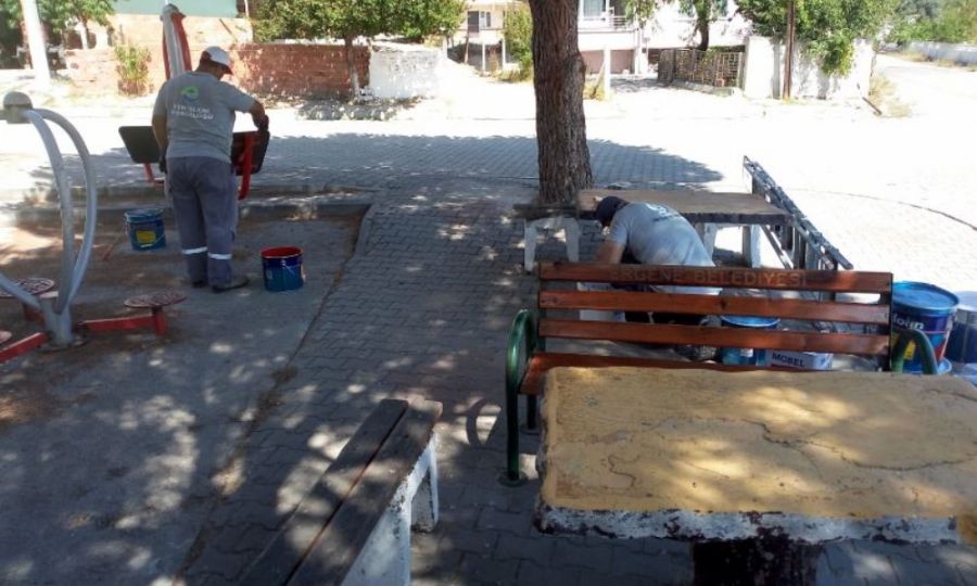 Ergene Belediyesi Semt Parklar�n�n Bak�mlar�n� �hmal Etmiyor