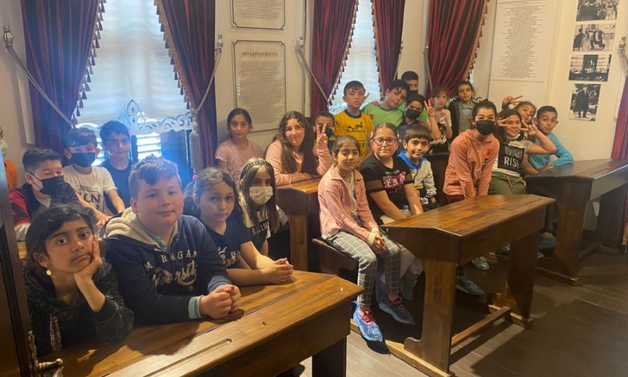 Ergene Atatürk Evi öğrencileri ağırlıyor